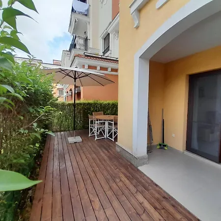 Apartmán Lilia каваци, *