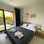 Apartment Lilia каваци, *