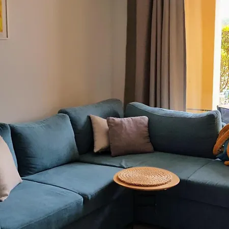 Apartment Lilia каваци, *
